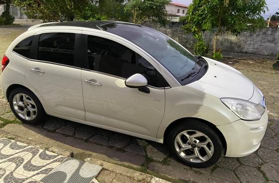 CITROËN C3 1.6 EXCLUSIVE 16V FLEX 4P AUTOMÁTICO